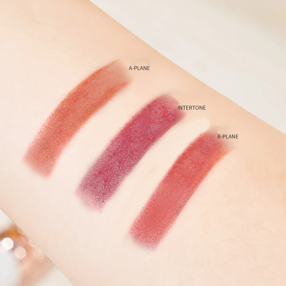 Ocheal Satin-Like Color-Holding Tri-Color Lipstick Waterproof Long Lasting Liquid Lipstick Tint Moisturizing Tear Off Lip Stain