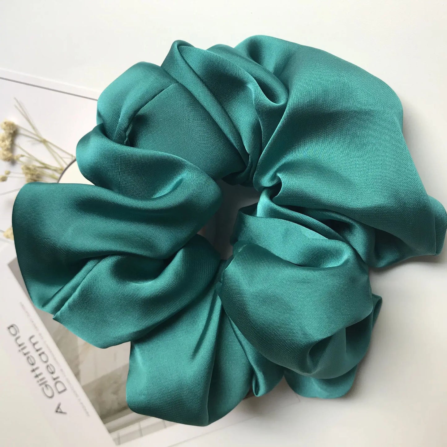 Oversized Scrunchies Big Rubber Hair Ties Elastic Hair Bands Girs Ponytail Holder Smooth Satin Scrunchie Women Hair Accessories