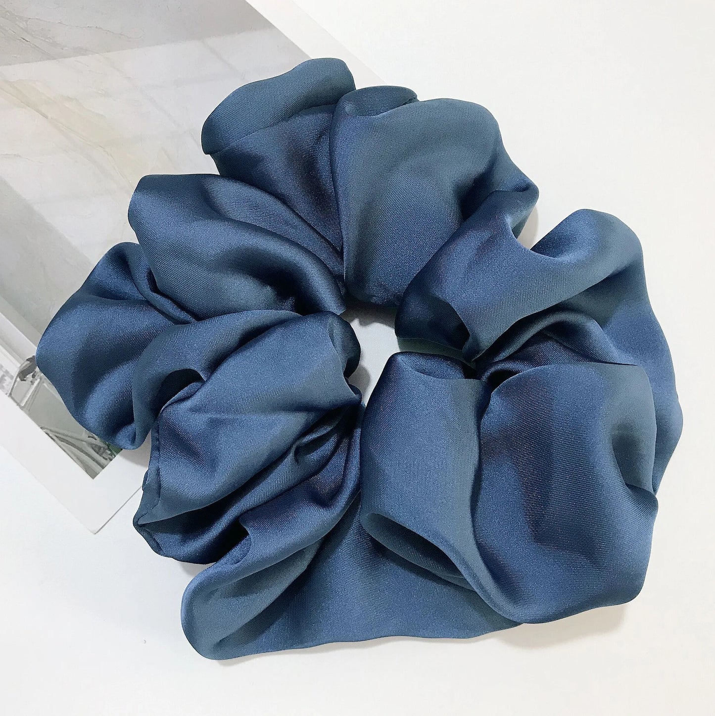 Oversized Scrunchies Big Rubber Hair Ties Elastic Hair Bands Girs Ponytail Holder Smooth Satin Scrunchie Women Hair Accessories