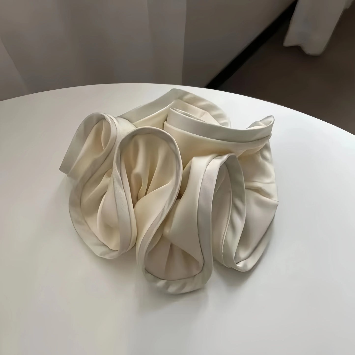 Korean Big Hair Tie Ribbon Scrunchies Satin Elastic Hair Band Bow Women Simple Temperament New Style Ponytail Hair Accessories