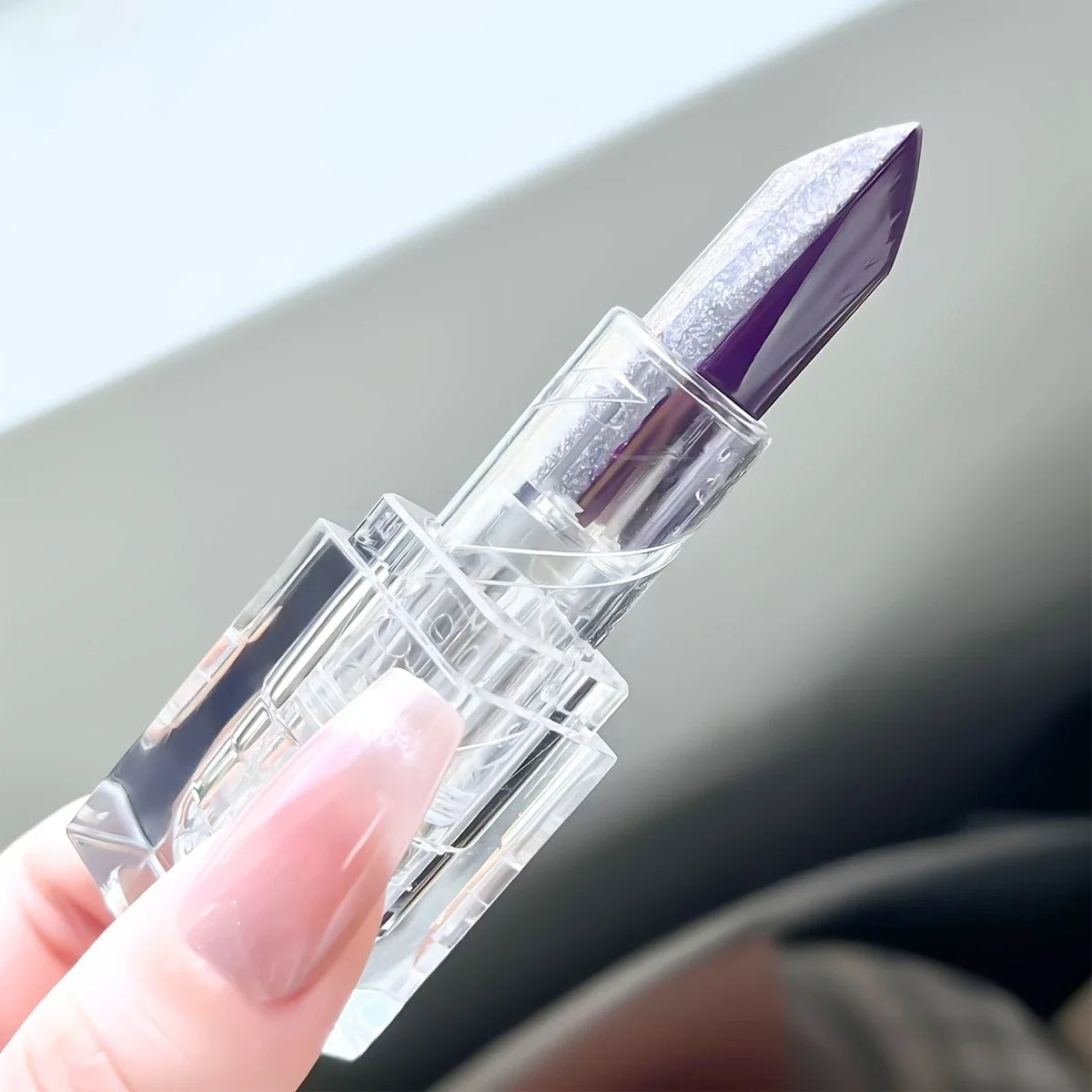 Two-color gradient mermaid lipstick - Sequins completed, moisturizing lipstick, smooth application technique