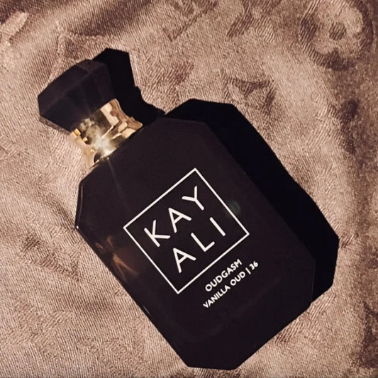 KAYALI 100ml Women's Eau de Toilette is an elegant charming and long-lasting fragrance series with floral fruity and sweet notes