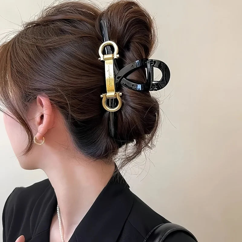 Fashion Letter Hair Claw Clips for Women Girls Clamps Korea Geometric Hair Crab Hairpins Hairgrips Headwear Hair Accessories