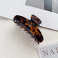 1pc Korean letter B arc grab clip high texture acetate hair clip sweet and versatile hair shark clip hair accessories