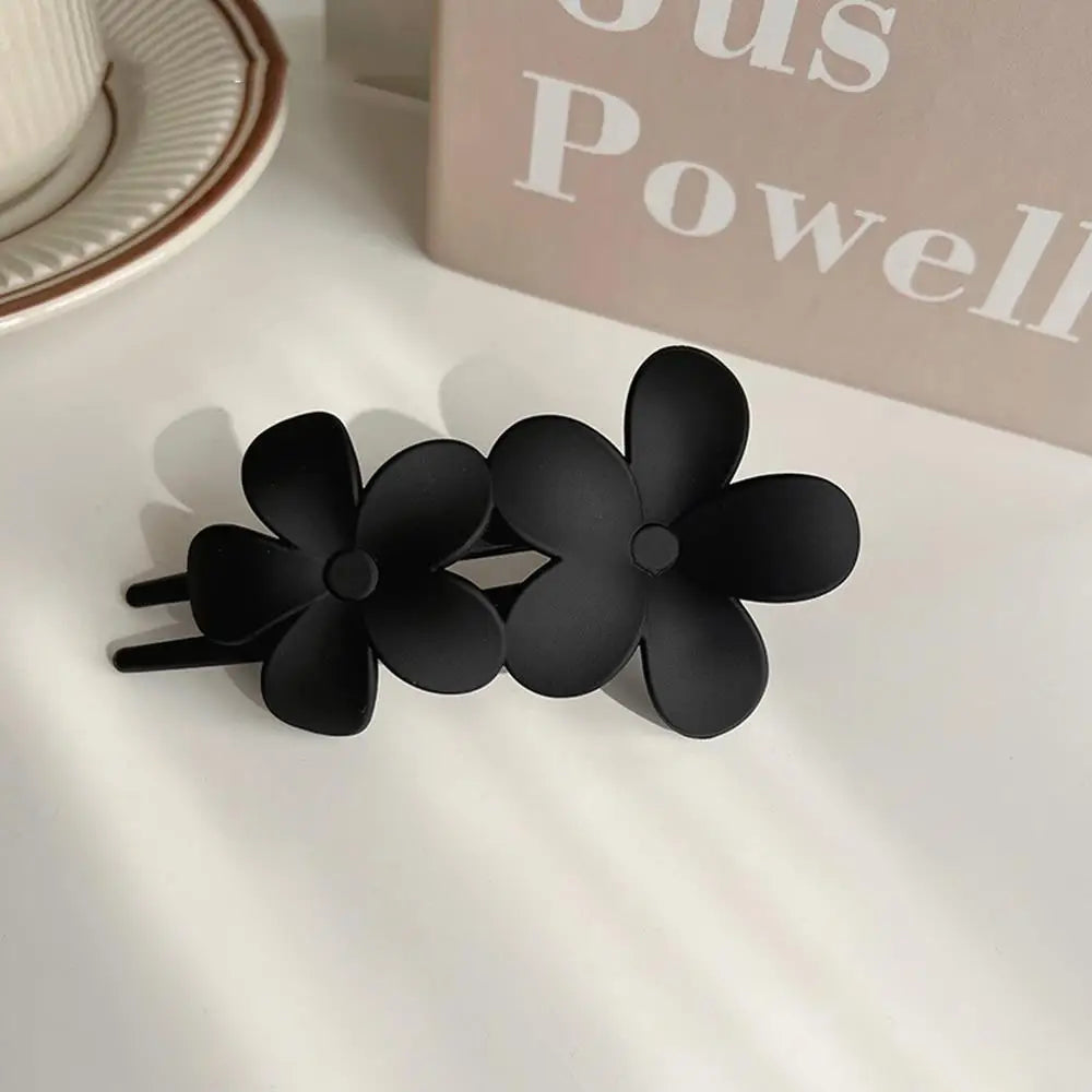 Frosted Flower Hair Clip Claws Matte Hair Claw Clips For Women Girls Thin Thick Curly Hair Girls Kids Hair Accessories Barrettes