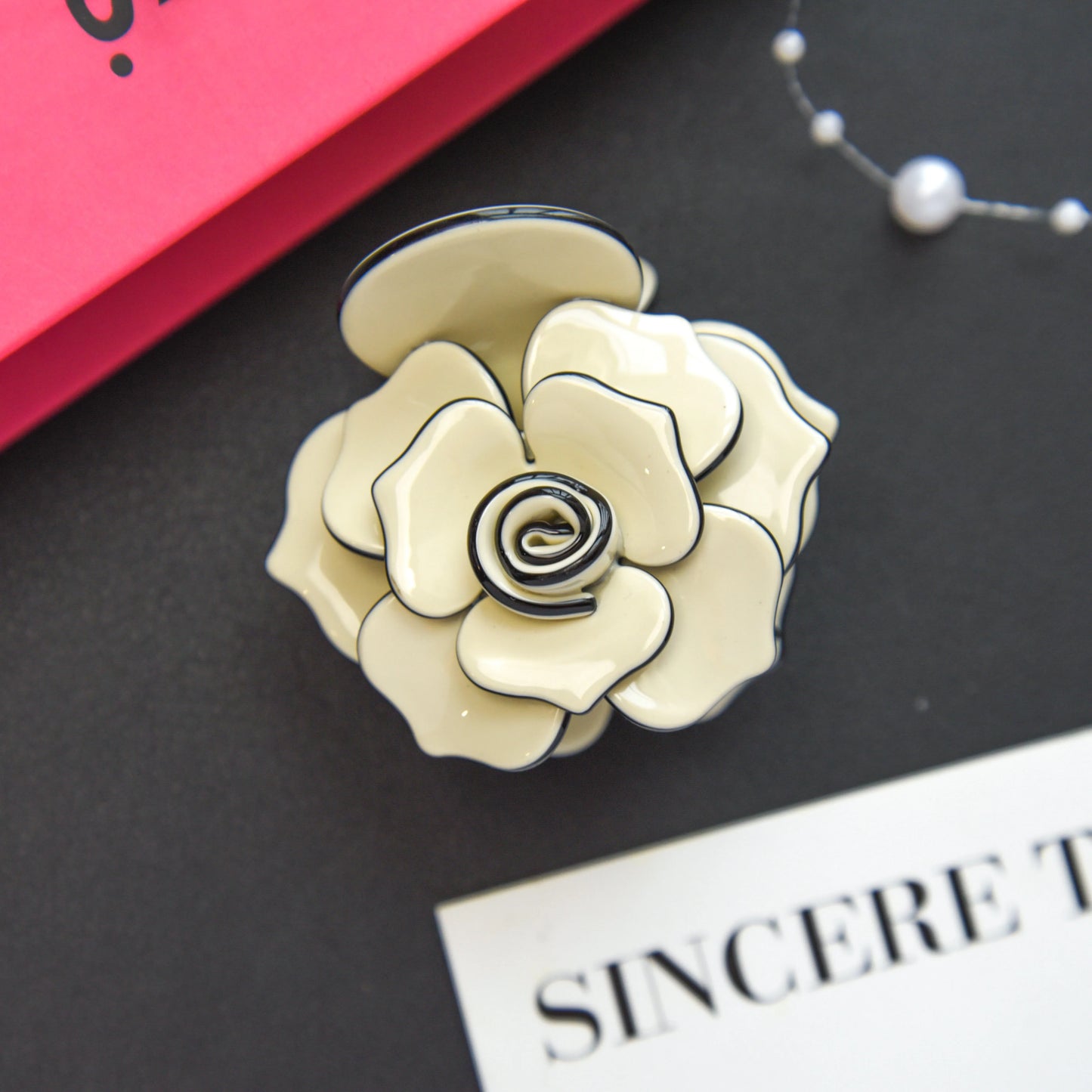 New French Three-dimensional Camellia Hair Claw Acetate Elegant Flower Crab Hair Clips Hair Accessories Headdress for Women Girl