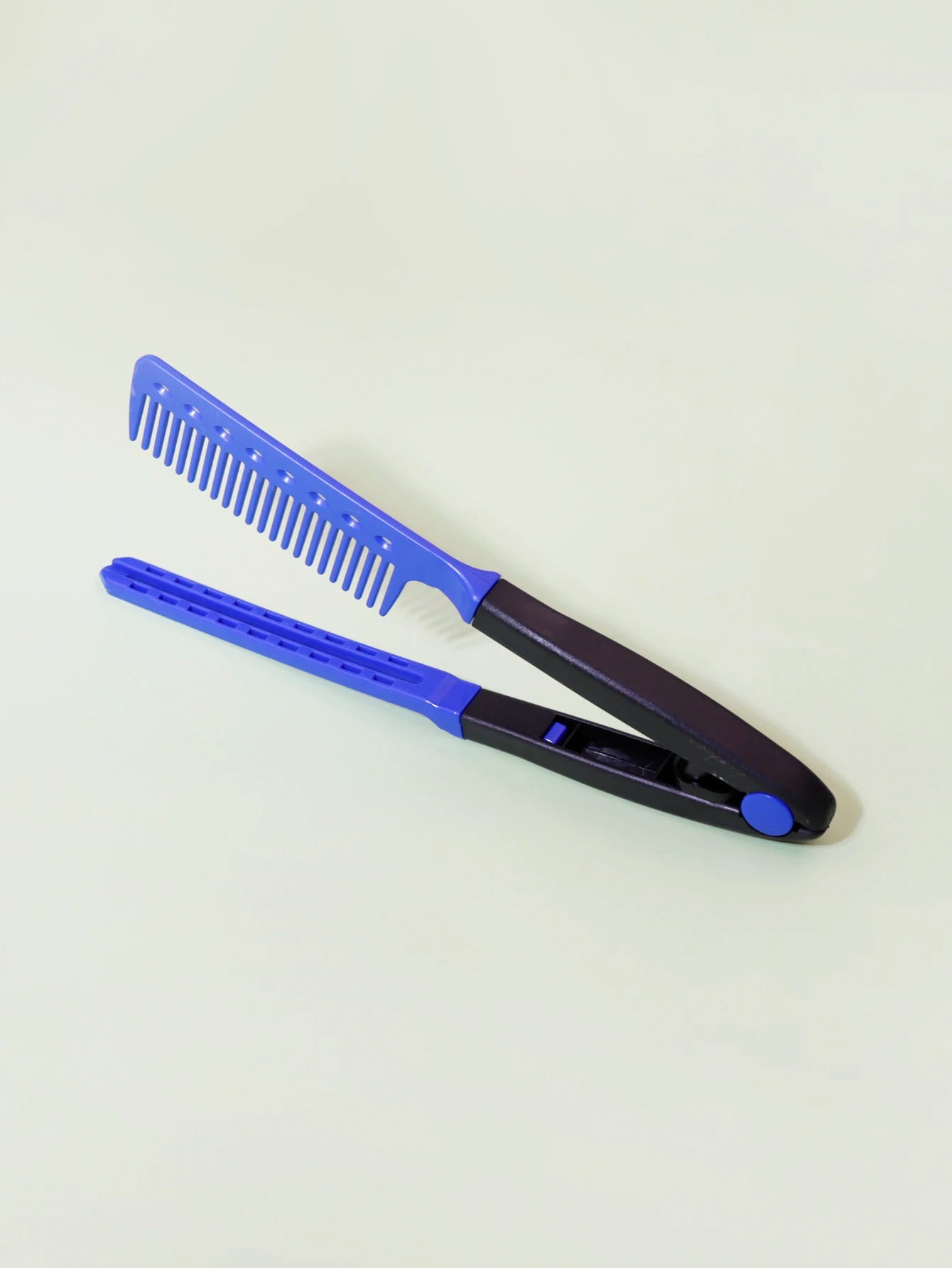 1pcs flat comb straight hair salon hair brush comb beauty styling straightener V-shaped straight hair comb straightener