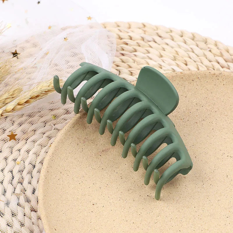 2025 Korean Solid Big Hair Claws Elegant Frosted Acrylic Hair Clips Hairpins Barrette Headwear for Women Girls Hair Accessories