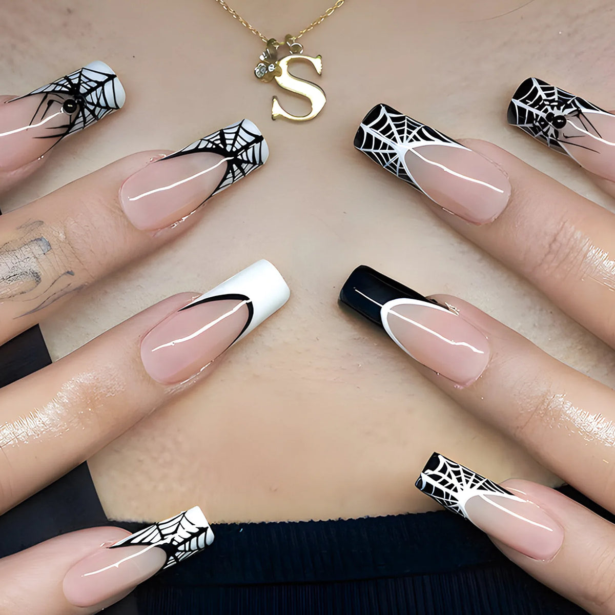 24pcs Sliver Spider Design Fake Nail Halloween Gothic Punk False Nail Tips Wearable European Heavy Metal Almond Press on Nails