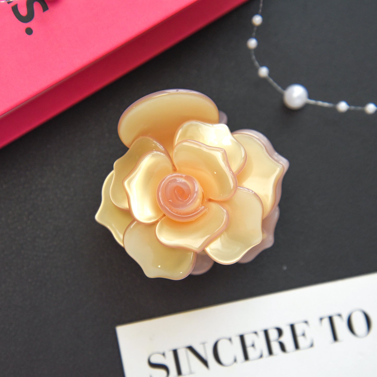 New French Three-dimensional Camellia Hair Claw Acetate Elegant Flower Crab Hair Clips Hair Accessories Headdress for Women Girl