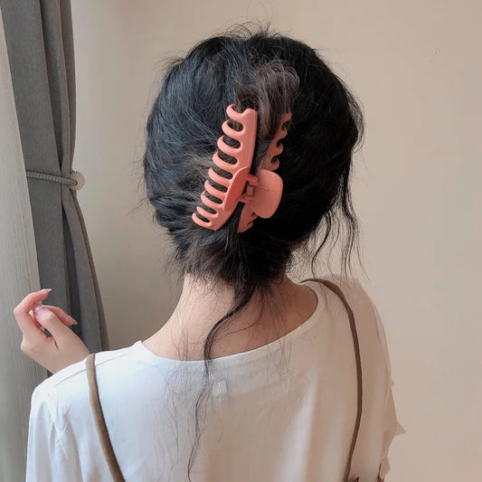 2025 Korean Solid Big Hair Claws Elegant Frosted Acrylic Hair Clips Hairpins Barrette Headwear for Women Girls Hair Accessories