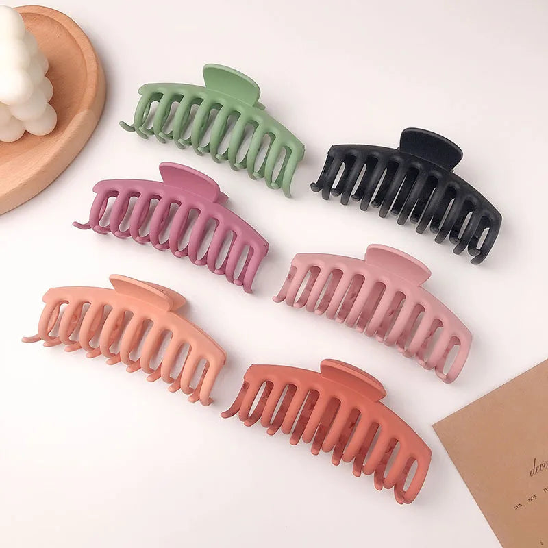 2025 Korean Solid Big Hair Claws Elegant Frosted Acrylic Hair Clips Hairpins Barrette Headwear for Women Girls Hair Accessories
