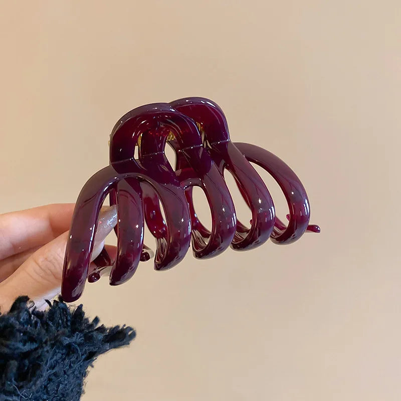 New Acrylic Pumpkin Hollowed Simple Fashion Hair Claws for Women Vintage Temperament Shark Clips Daily Commute Head Accessories