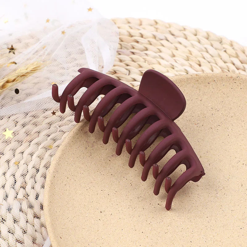2025 Korean Solid Big Hair Claws Elegant Frosted Acrylic Hair Clips Hairpins Barrette Headwear for Women Girls Hair Accessories