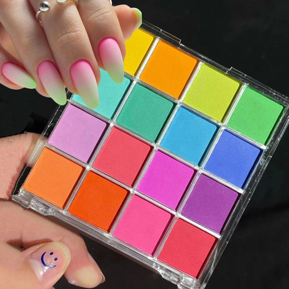 16-Grid 16 Color Solid Rubbing Powder Palette for Nail Art DIY Gradient Smudge Pat-pat Powder Nail Art Manicure Gradient Pigment