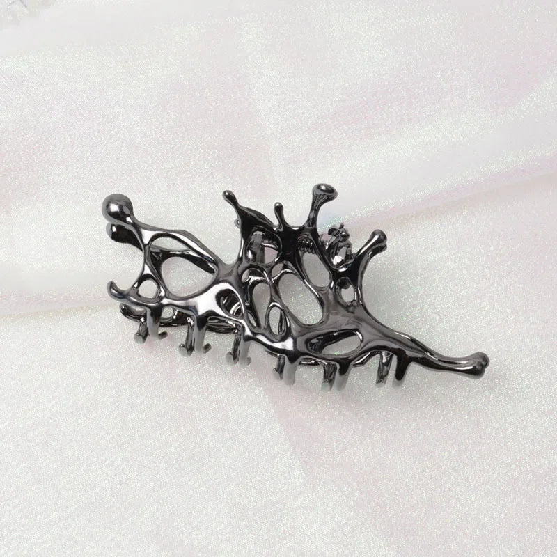 Y2k Geometric Claw Clips Women Large Metal Silver Color Korean Fashion Shark Hair Clips Grab Clamps Girls Hair Accessories
