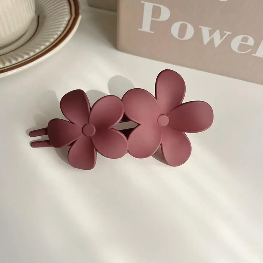 Frosted Flower Hair Clip Claws Matte Hair Claw Clips For Women Girls Thin Thick Curly Hair Girls Kids Hair Accessories Barrettes