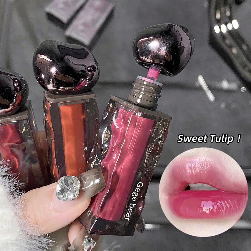 Gege bear Glacier Moisturizing Lip Gloss is moisturizing, lightweight, easy to color, mirror finish lip gloss