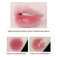 Lightweight and plump lip balm with a glossy mirror finish. The glass lips are moisturized and moisturized with lip oil