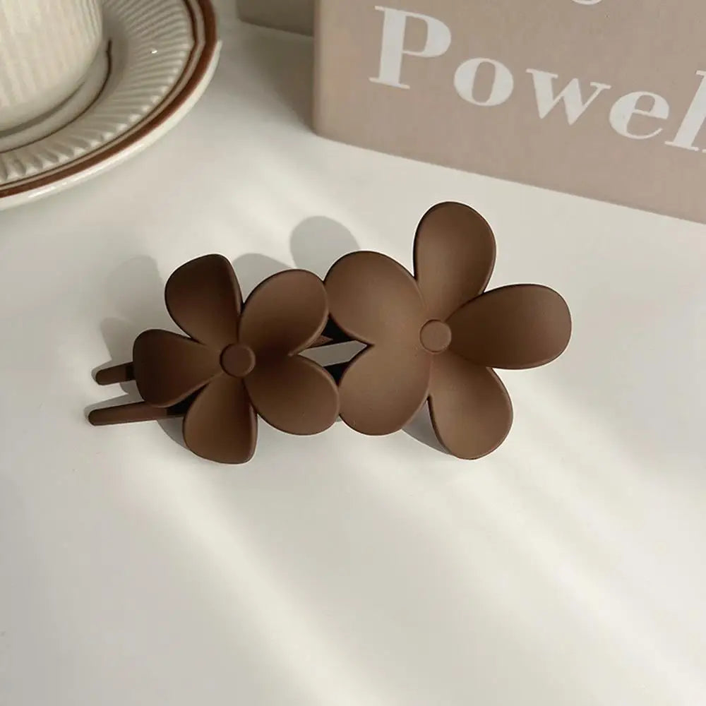 Frosted Flower Hair Clip Claws Matte Hair Claw Clips For Women Girls Thin Thick Curly Hair Girls Kids Hair Accessories Barrettes