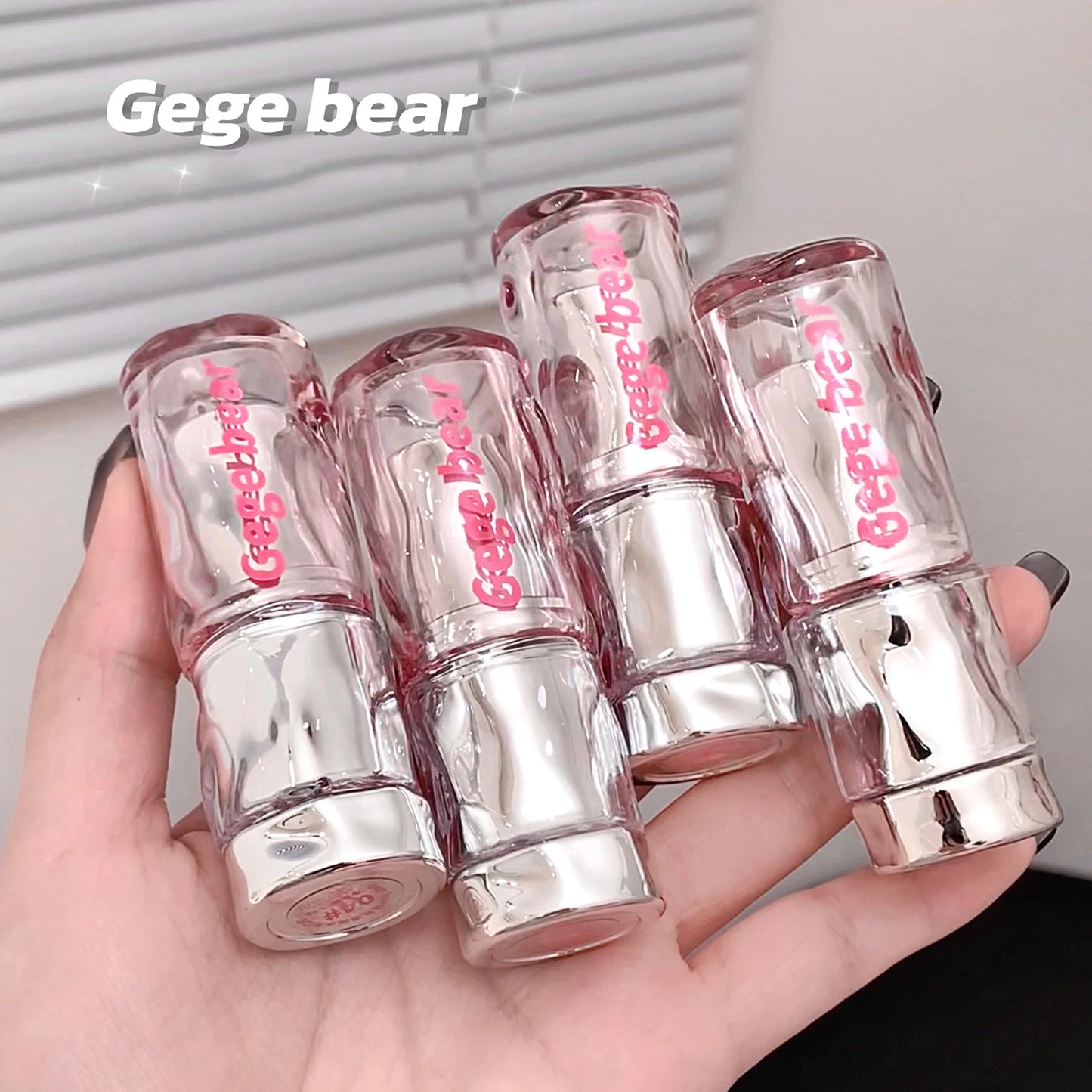 Gege bear Lightweight and translucent lipstick Watery Lip Gloss Lightweight Moisturizing Non-clumpy Ombre-lip Non-sticky